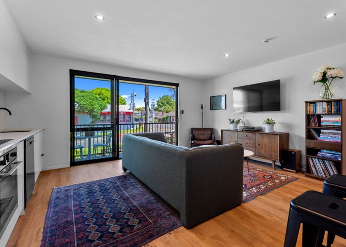  at 2/93 Gribblehirst Road, Sandringham, Auckland City, Auckland