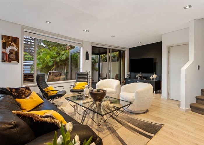  at 441H Beach Road, Mairangi Bay, North Shore City, Auckland