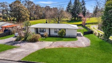  at 7B Bellvue Road, Kawaha Point, Rotorua