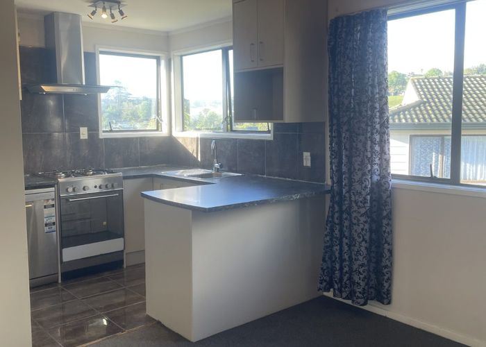  at 10 Faram Place, Massey, Waitakere City, Auckland