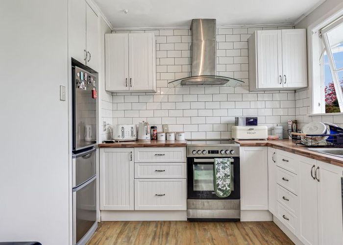  at 73 Morrow Avenue, St Andrews, Hamilton