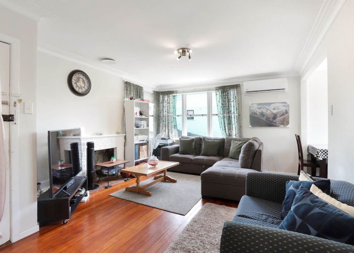  at 19 Kelwyn Road, Kelston, Waitakere City, Auckland