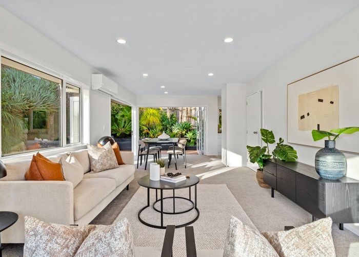  at 3A Richards Avenue, Forrest Hill, North Shore City, Auckland