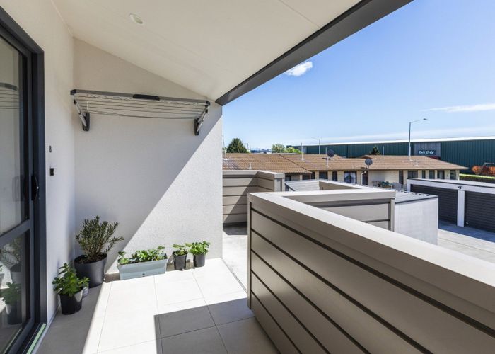  at 8/80 Shakespeare Road, Waltham, Christchurch City, Canterbury