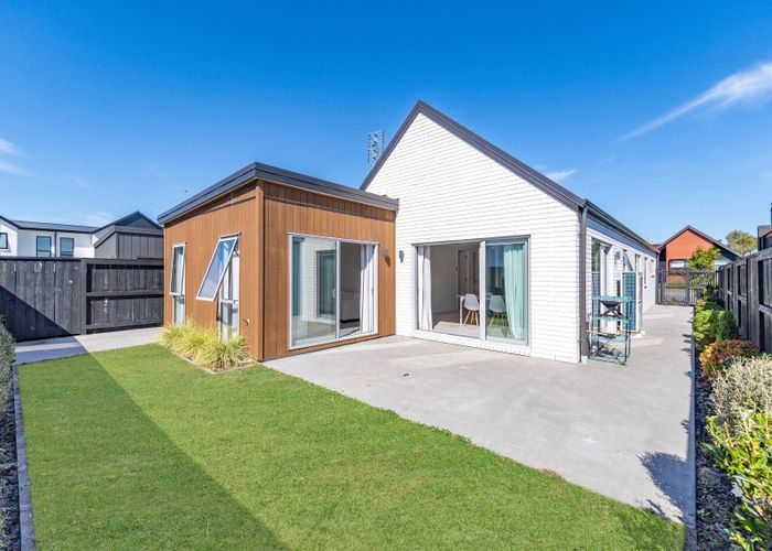  at 32 Earp Crescent, Chartwell, Hamilton, Waikato