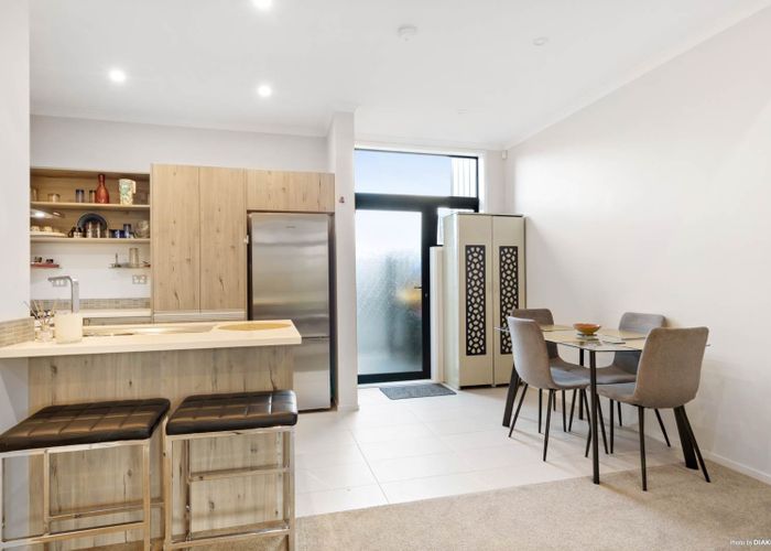  at 95 Hobsonville Road, West Harbour, Auckland