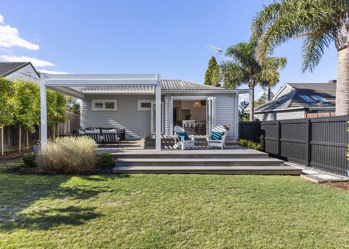  at 8 Houpara Street, One Tree Hill, Auckland