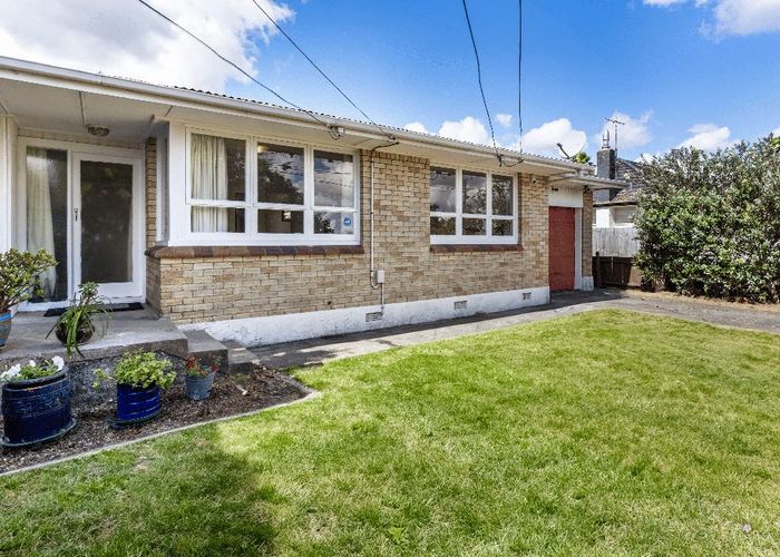  at 51 Grove Road, Papakura, Papakura