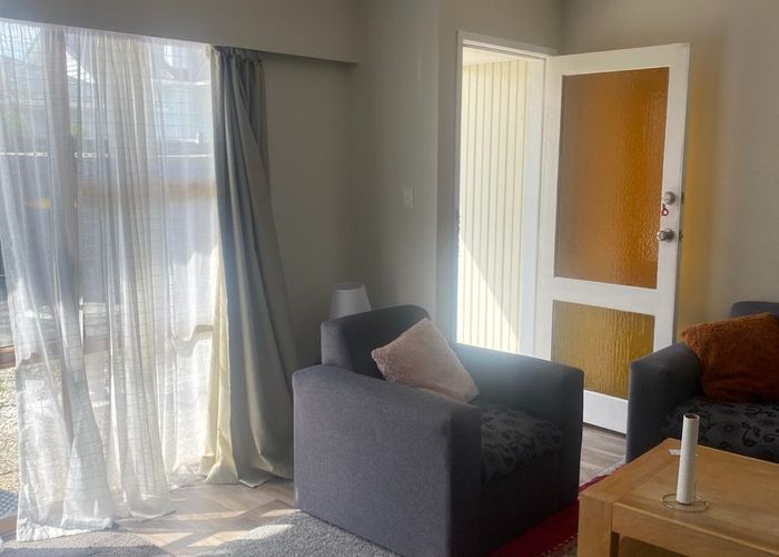  at 2/68 Victoria Road, Papatoetoe, Manukau City, Auckland