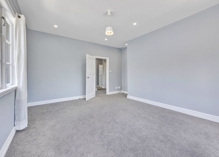  at 25 Torino Street, Point England, Auckland