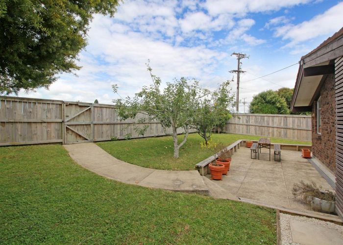  at 1/42 James Laurie Street, Henderson, Waitakere City, Auckland