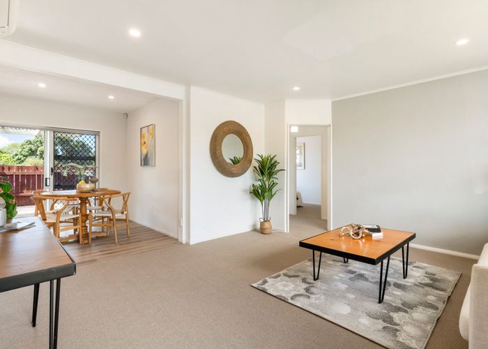  at 8 Rowlands Avenue, Mount Wellington, Auckland City, Auckland