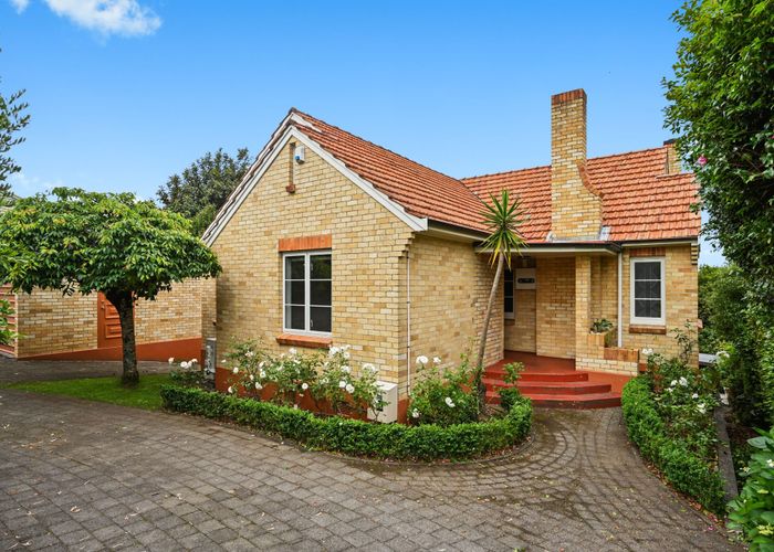  at 20 Ridout Street, Maeroa, Hamilton