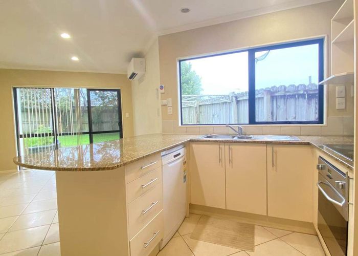  at 14A Shankill Place, East Tamaki, Manukau City, Auckland
