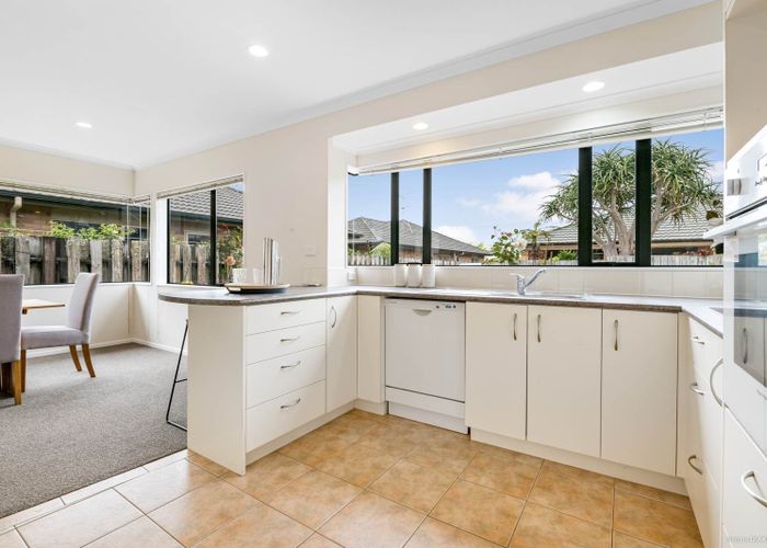  at 30A Centreway Road, Orewa, Orewa
