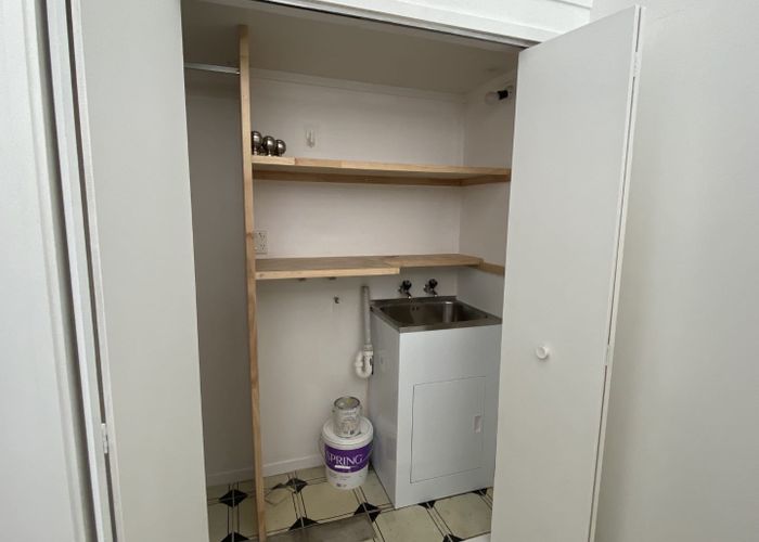  at 1A Wiriana Place, Stanmore Bay, Whangaparaoa