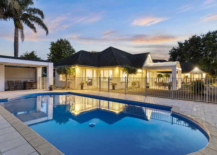  at 6 Aunceston Rise, Alfriston, Auckland