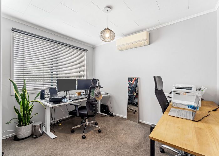  at 3 Delshaw Avenue, Stanmore Bay, Whangaparaoa
