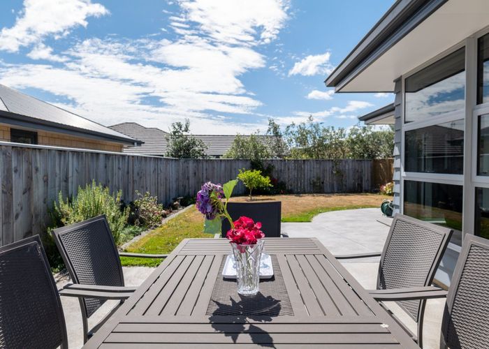  at 12 Fullford Drive, Richmond, Richmond