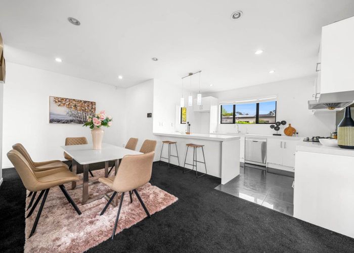  at 42A Seaview Road, Glenfield, Auckland