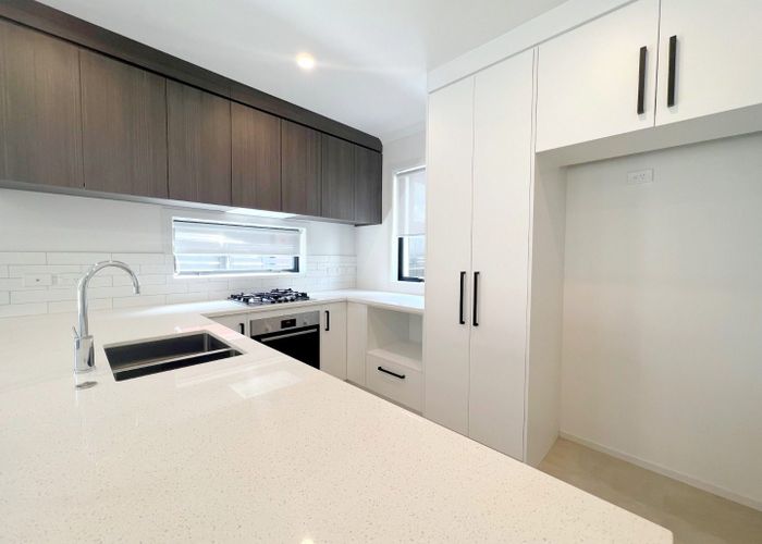  at 2/17 Glen Lynne Avenue, Queenwood, Hamilton, Waikato