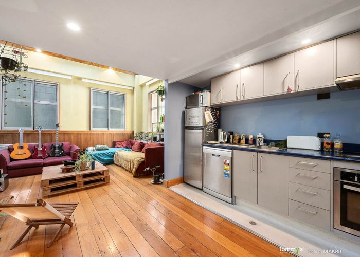  at 221/6 Left Bank, Te Aro, Wellington, Wellington