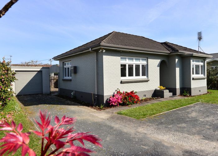  at 74 Te Aroha Street, Hamilton East, Hamilton