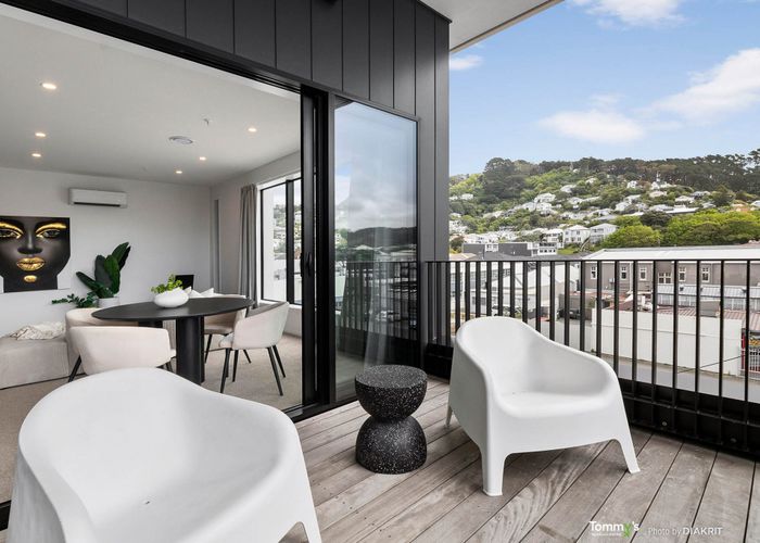  at 301/2 Onepu Road, Kilbirnie, Wellington
