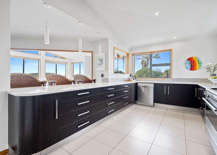  at 570A Papamoa Beach Road, Papamoa Beach, Papamoa