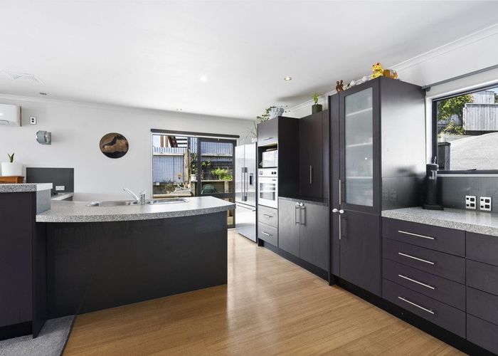  at 38 Omata Road, Marfell, New Plymouth