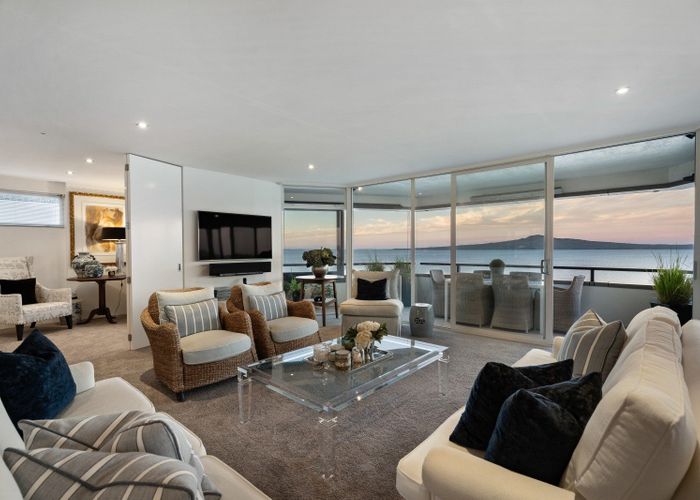  at 4/165 Tamaki Drive, Kohimarama, Auckland City, Auckland