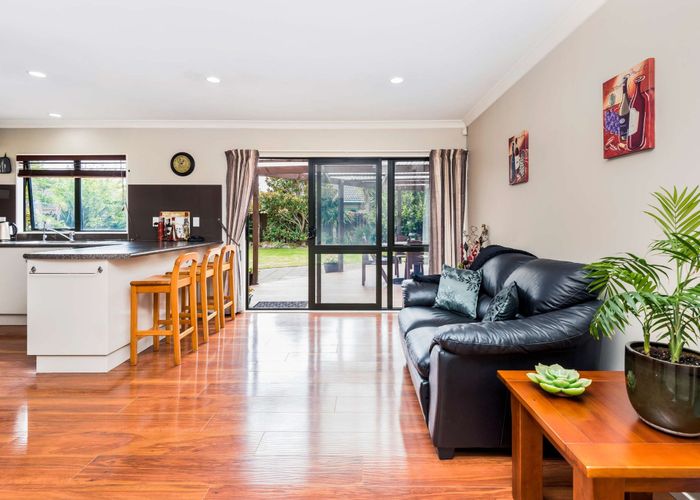  at 13 Caltra Place, Dannemora, Manukau City, Auckland