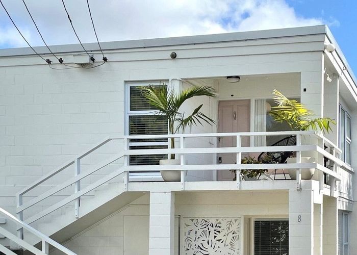  at 2/8 Eldon Road, Mount Eden, Auckland City, Auckland