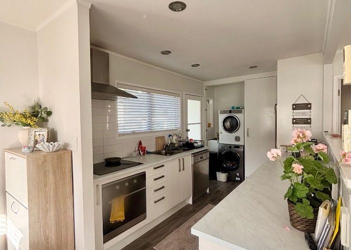  at 1/31 Captain Scott Road, Glen Eden, Waitakere City, Auckland