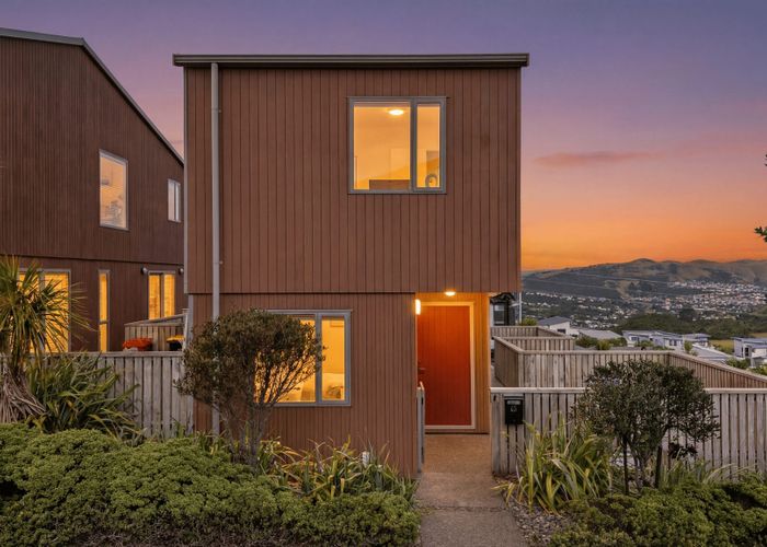  at 63 Woodridge Drive, Woodridge, Wellington