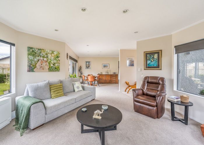  at 34 Kensington Drive, Taradale, Napier