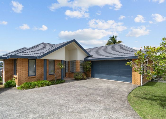 at 90A Ridge Road, Howick, Auckland
