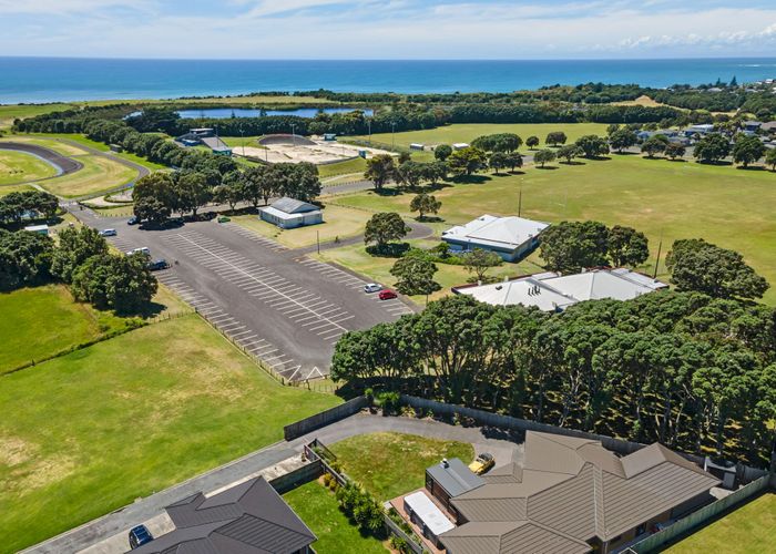  at 25B Dolphin Parade, Bell Block, New Plymouth