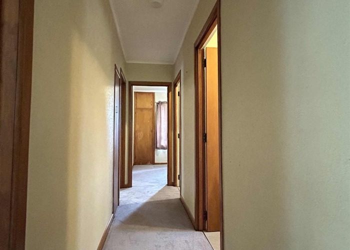  at 58 Taikata Road, Te Atatu Peninsula, Auckland