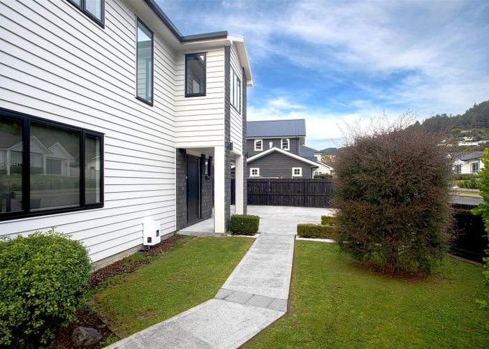  at 36 Kurth Crescent, Silverstream, Upper Hutt