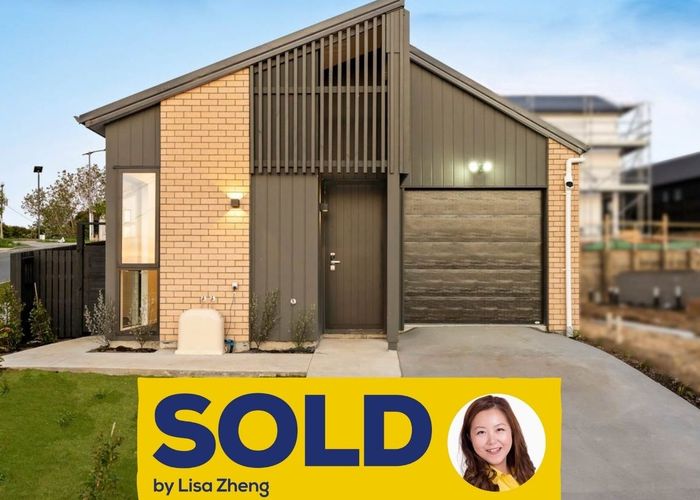  at 7 Kotiu Place, Massey, Auckland