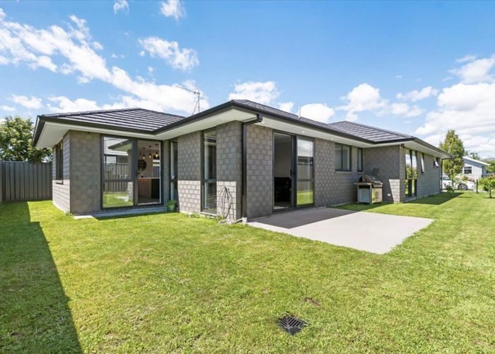  at 72 Tabraham Crescent, Pyes Pa, Tauranga, Bay Of Plenty