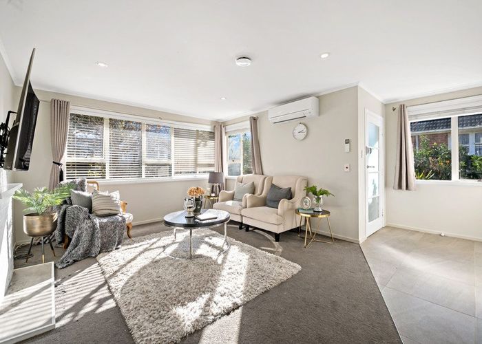  at 52 Heatherbank Street, Glen Innes, Auckland