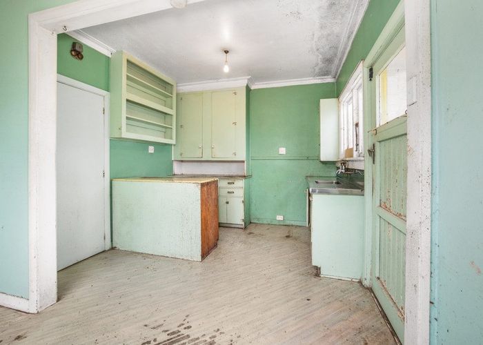  at 300 Highcliff Road, Highcliff, Dunedin