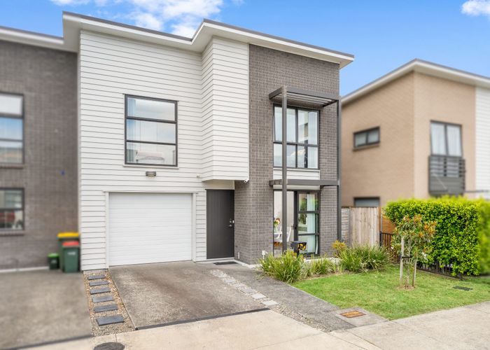  at 13 Richard Petterd Way, Swanson, Waitakere City, Auckland