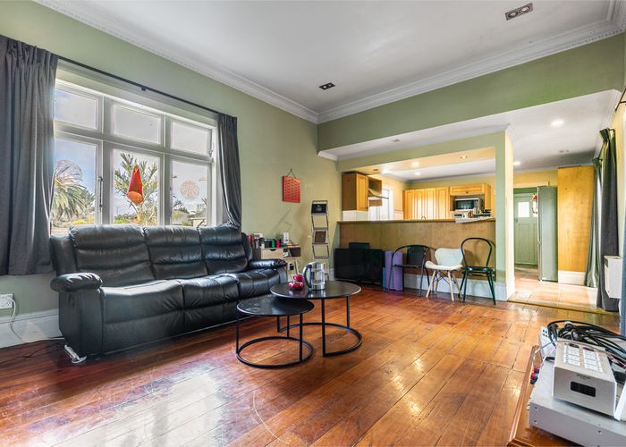  at 6 Lillington Road, Remuera, Auckland