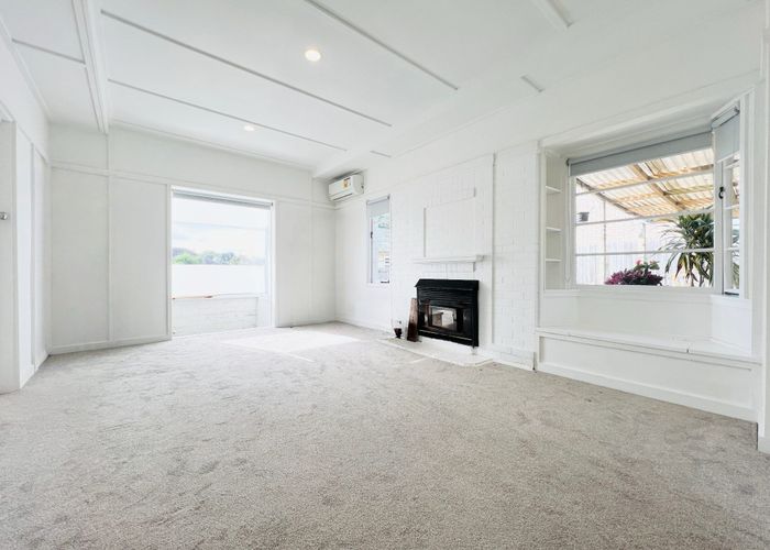  at 279 Massey Road, Mangere East, Manukau City, Auckland