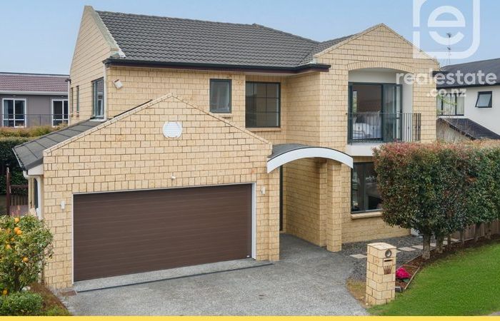  at 8 Kingsgate Place, Dannemora, Auckland