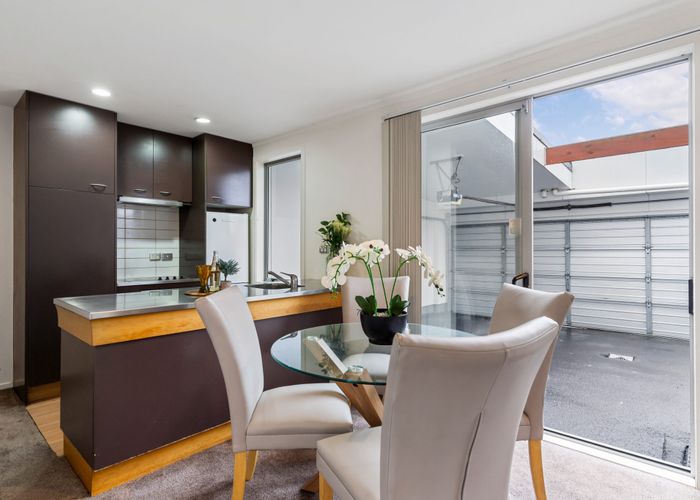  at 16/3 Wagener Place, Mount Albert, Auckland City, Auckland