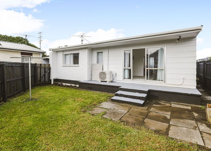  at 1/4 Thorn Place, Papatoetoe, Auckland